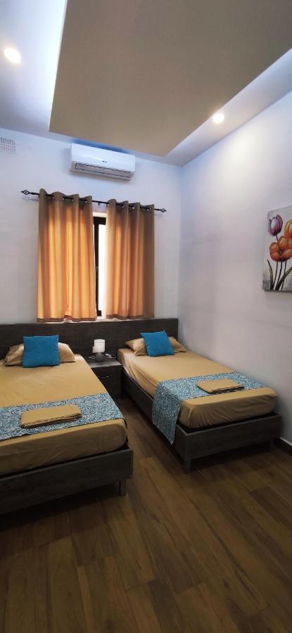 Apartment Diamonds Luxury